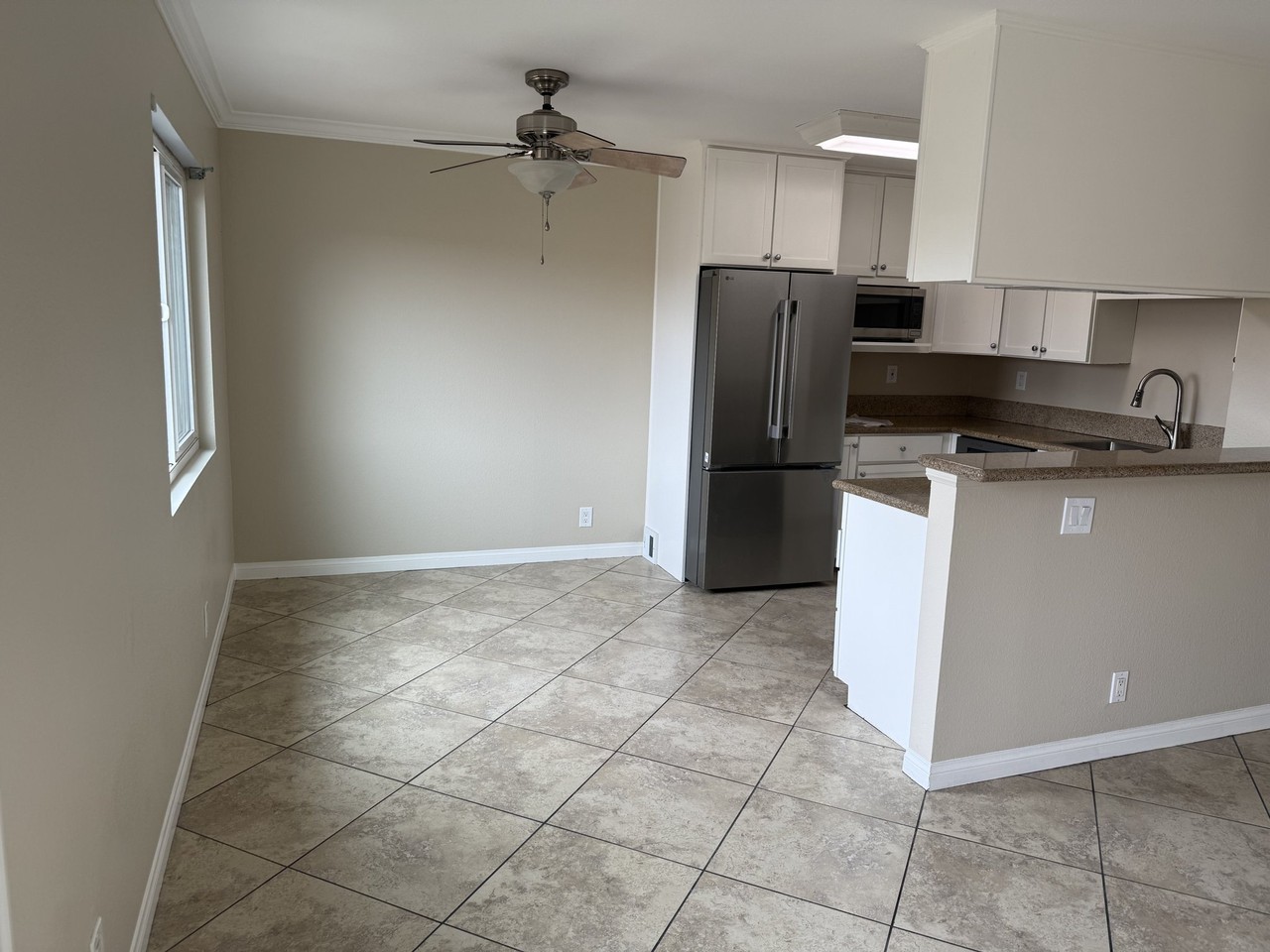 101 S Spruce St - Photo 4 of 20