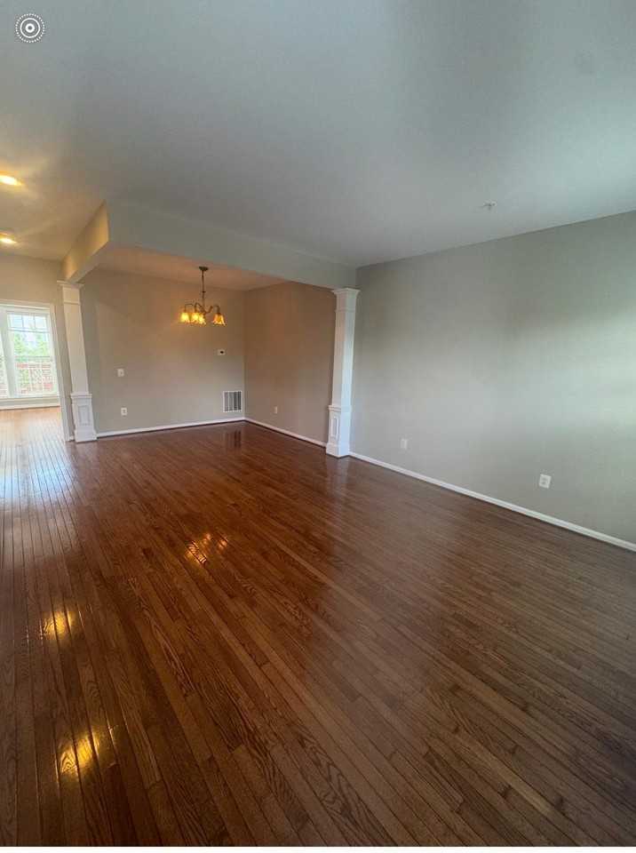 11500 Sutherland Hill Way - Photo 2 of 9