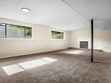 6700 Cipriano Rd - Photo 5 of 20