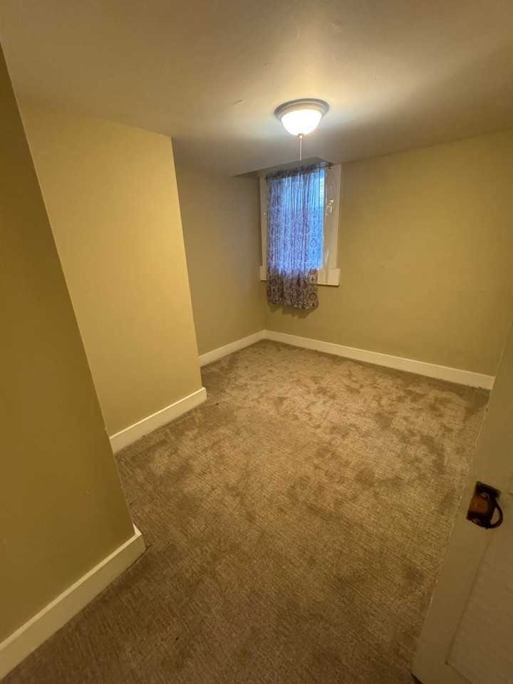 136 N 31st Ave #4