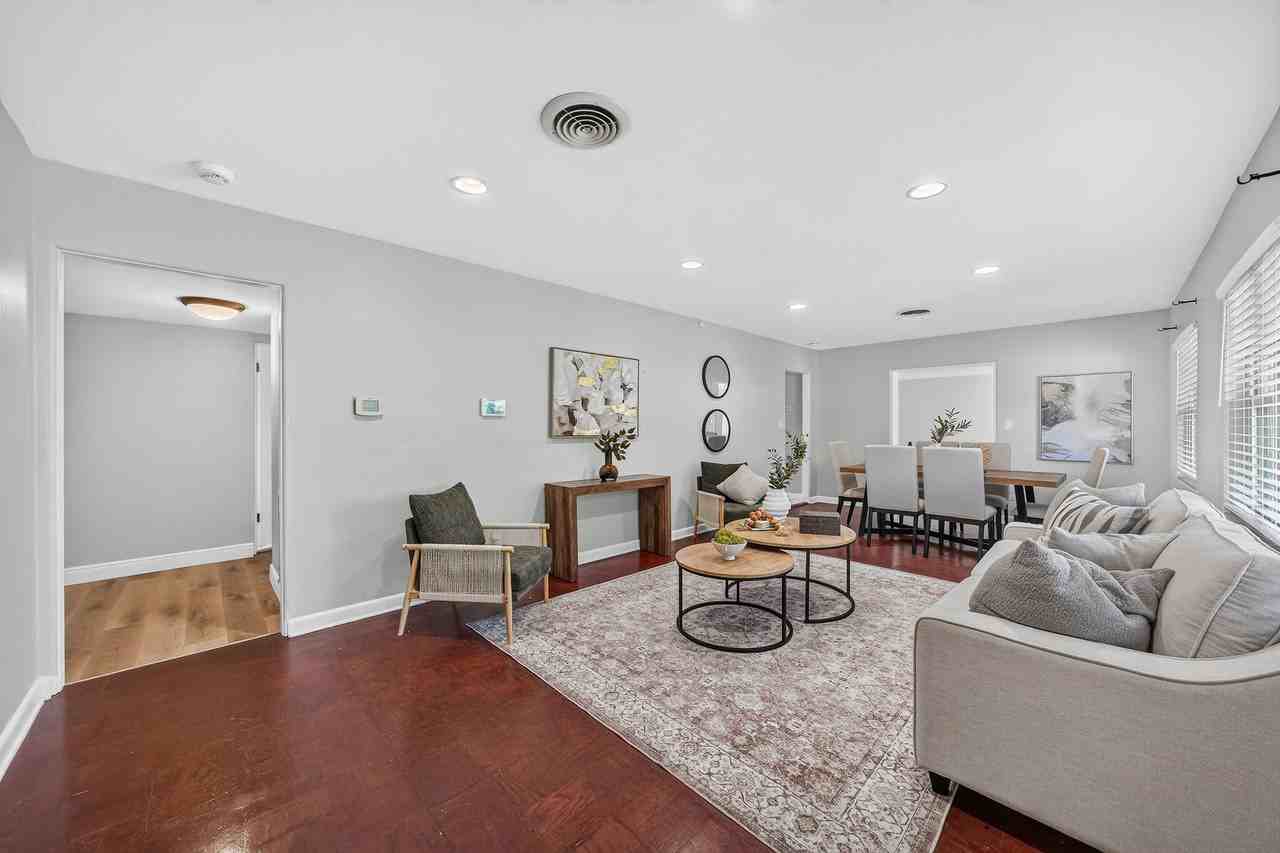 1448 Cumbie St - Photo 2 of 15