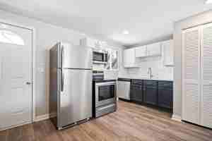 featured image of 126 Town St #C