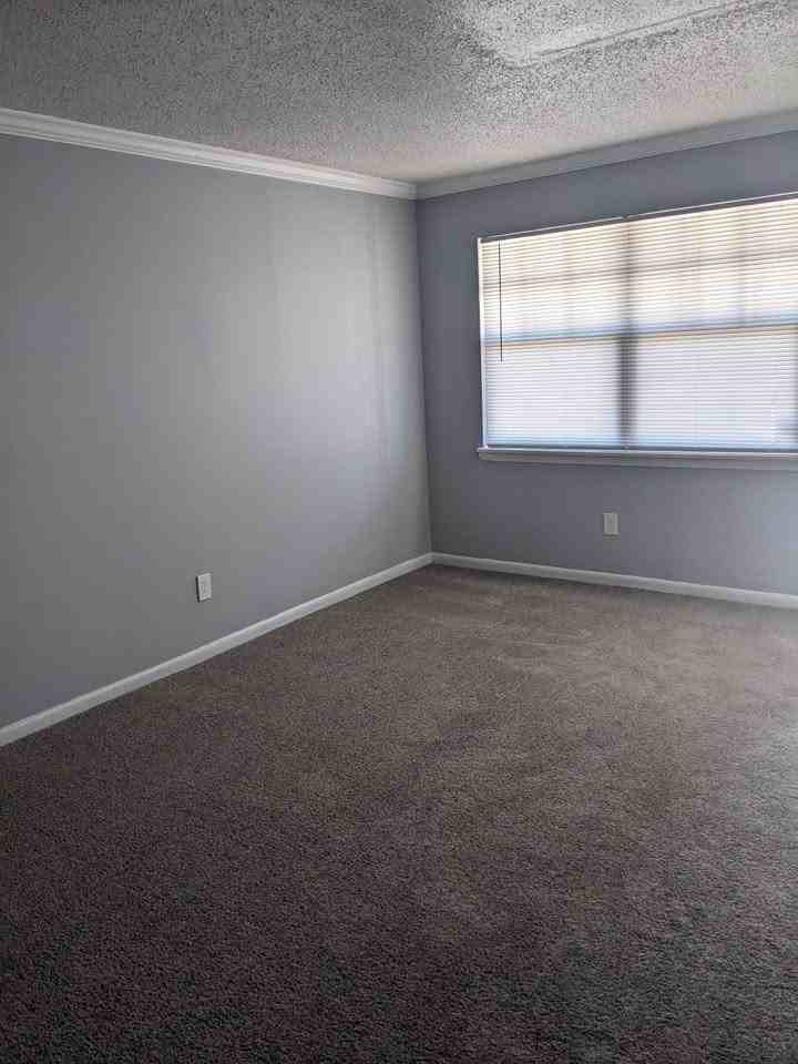 3215 Baird Ave #O104 - Photo 5 of 11