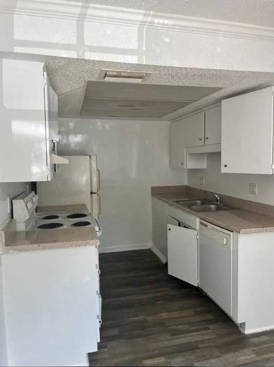 3215 Baird Ave #O104 - Photo 6 of 11