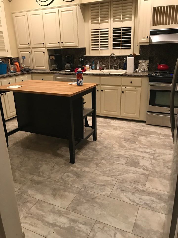 1343 Winter St - Photo 3 of 12