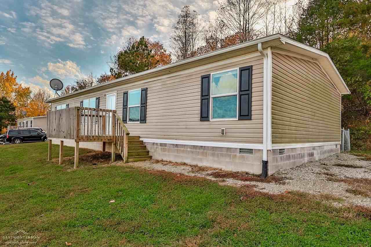 160 Clay Ct - Photo 2 of 20