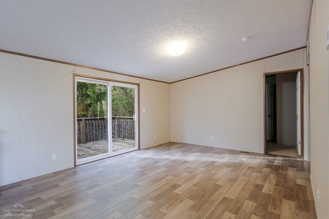 160 Clay Ct - Photo 6 of 20