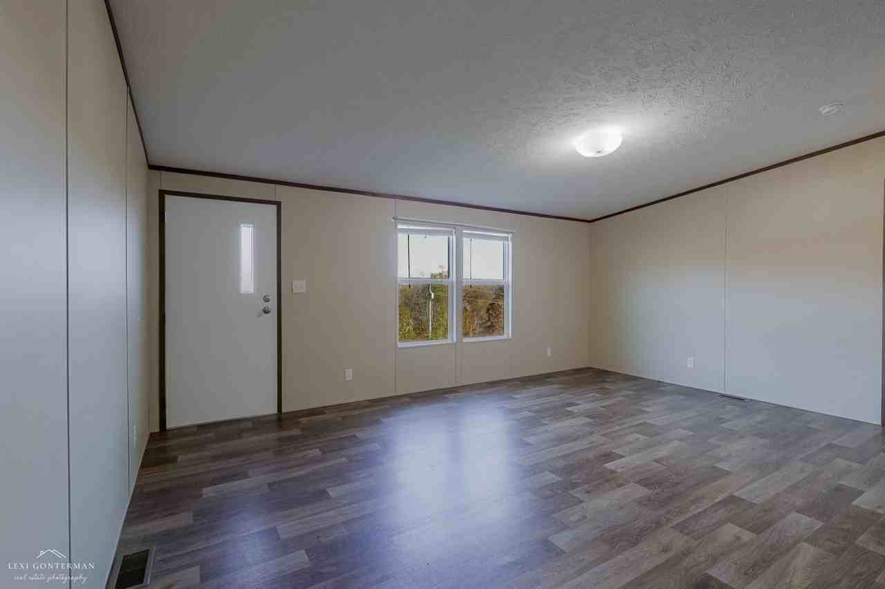 160 Clay Ct - Photo 7 of 20