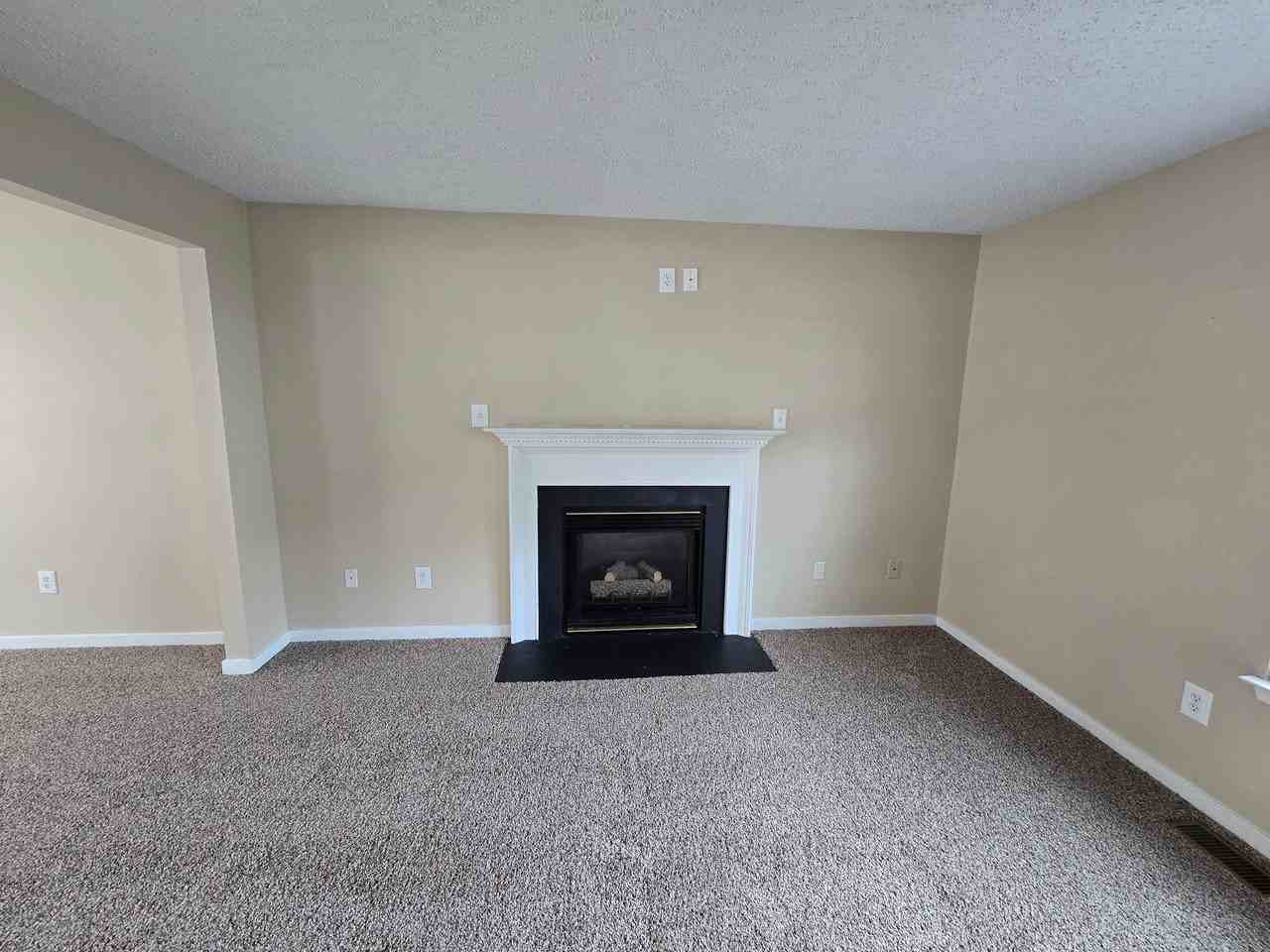 959 Wheelwood Way - Photo 6 of 10