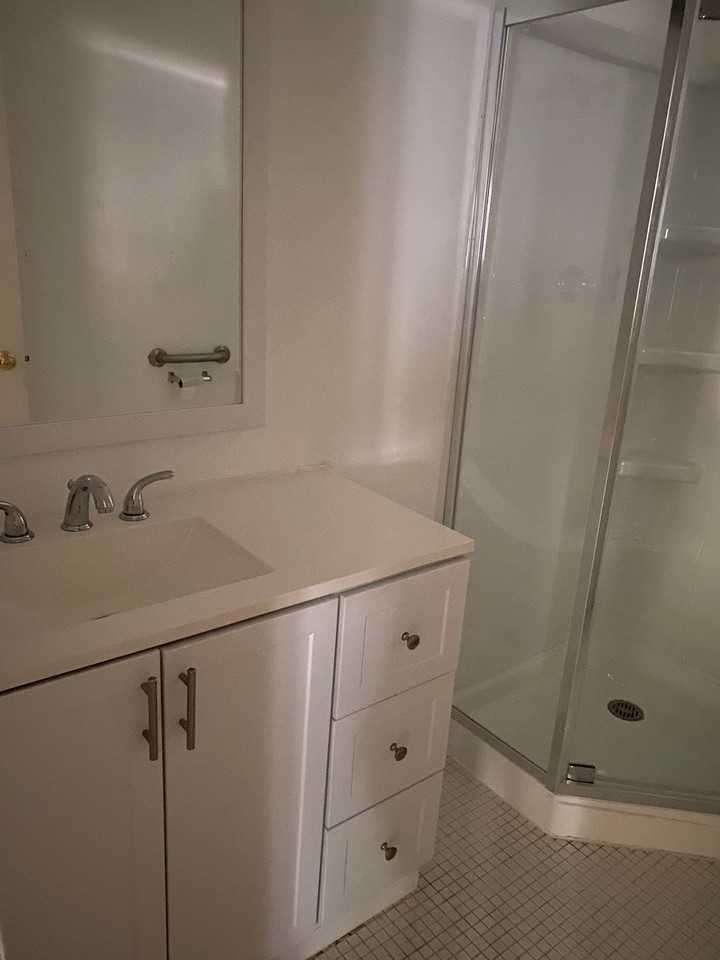 2900 Monterey Ct - Photo 5 of 6