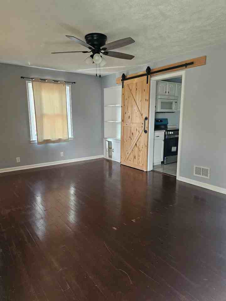 2802 Van Buren St - Photo 2 of 18