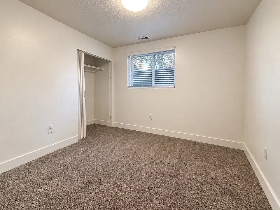 1716 Nw #BS - Photo 7 of 15