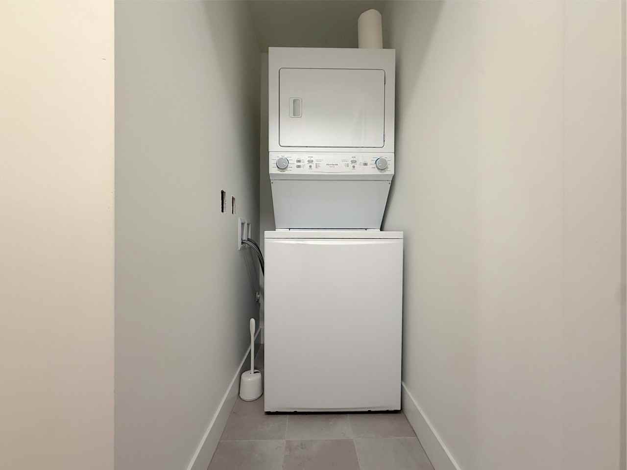 2181 168 St - Photo 6 of 15