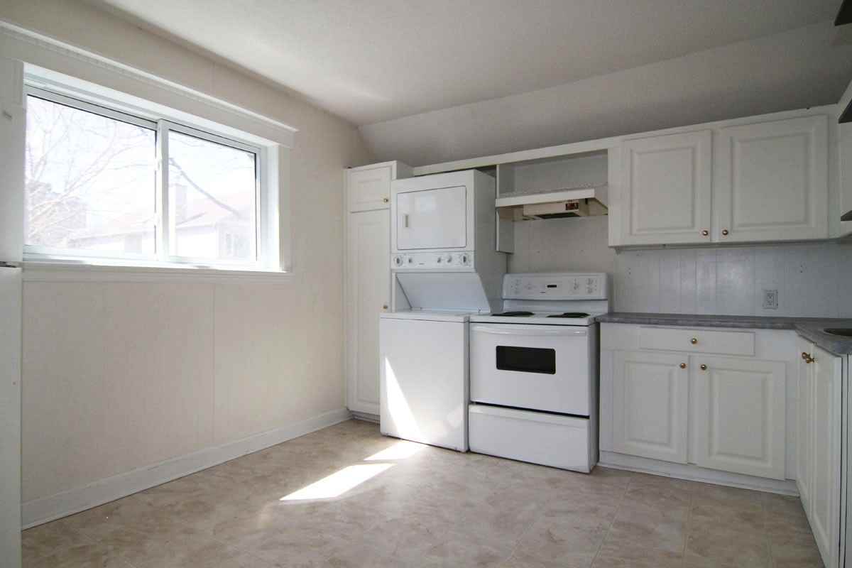 142 Drummond Street #2 - Photo 6 of 11