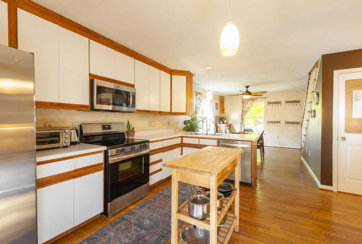 110 Chisholm Pl #NA - Photo 6 of 19