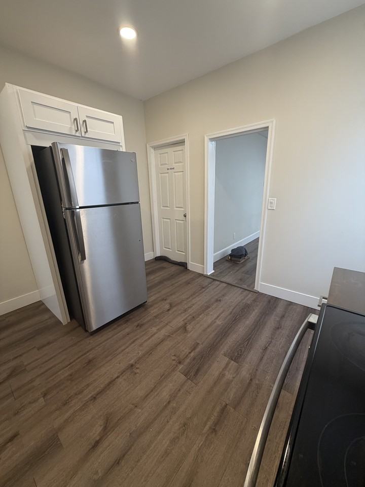 709 Park St #709 - Photo 6 of 14