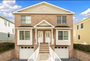 featured image of 186 Woodside Ave #184