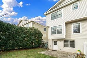 186 Woodside Ave #184 - Photo 2 of 22