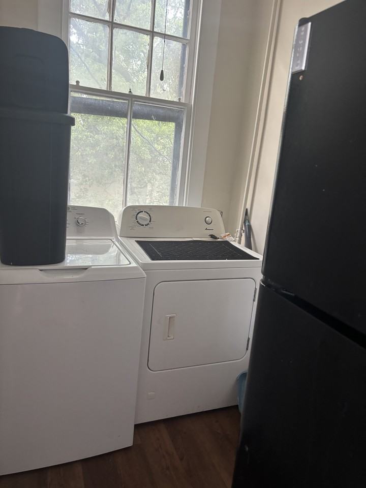 6112 S Claiborne Ave - Photo 6 of 10