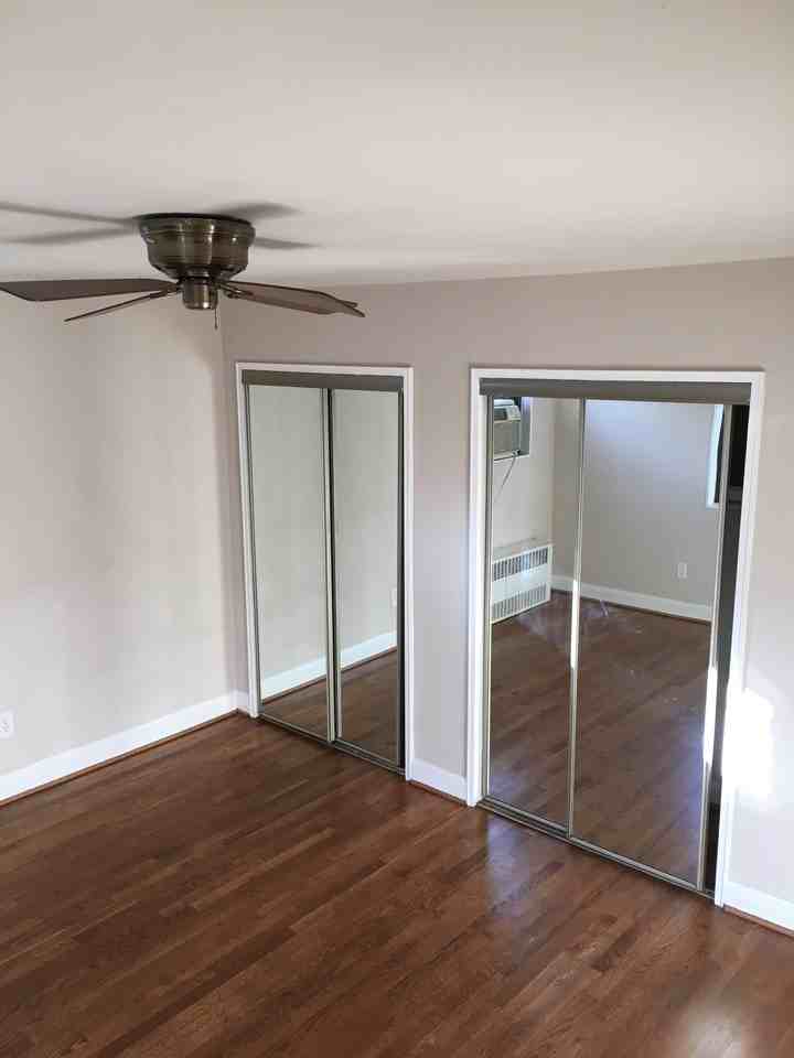 1593 N Colonial Ter #406 - Photo 3 of 11