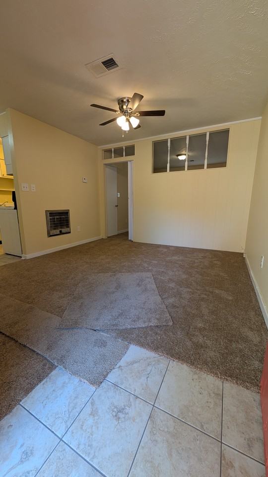 205 E Gaddis St #A - Photo 3 of 7
