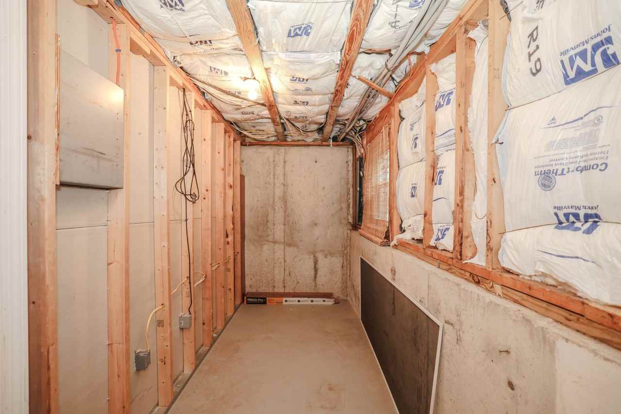 17 Oakwood Cir #2 - Photo 4 of 16