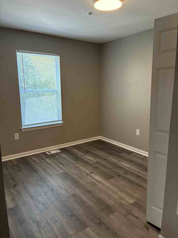 6932 Blue Holly Ct #1 - Photo 7 of 8
