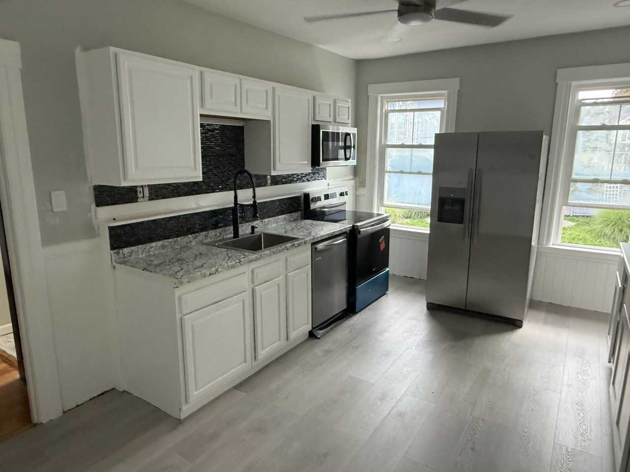 55 W Boylston Dr #2 - Photo 5 of 6