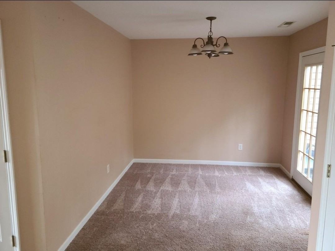 904 Glendower Way #904 - Photo 3 of 6