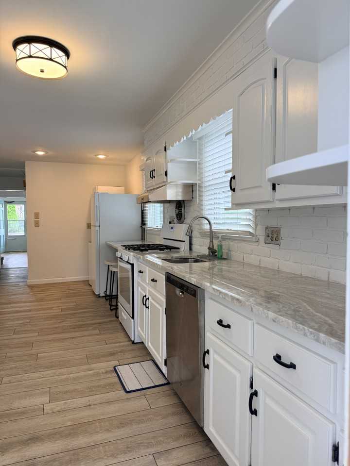 11 Creeland Ave #NA - Photo 6 of 18