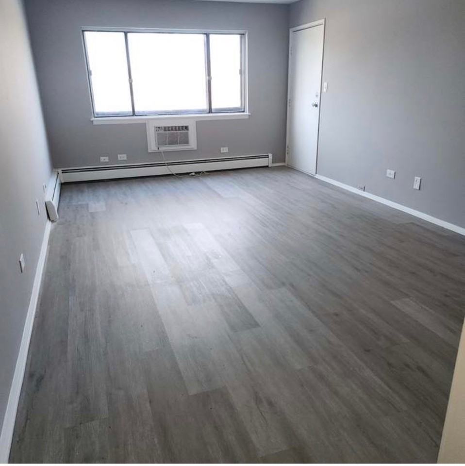 536 Schroeder Ave #2 - Photo 4 of 9