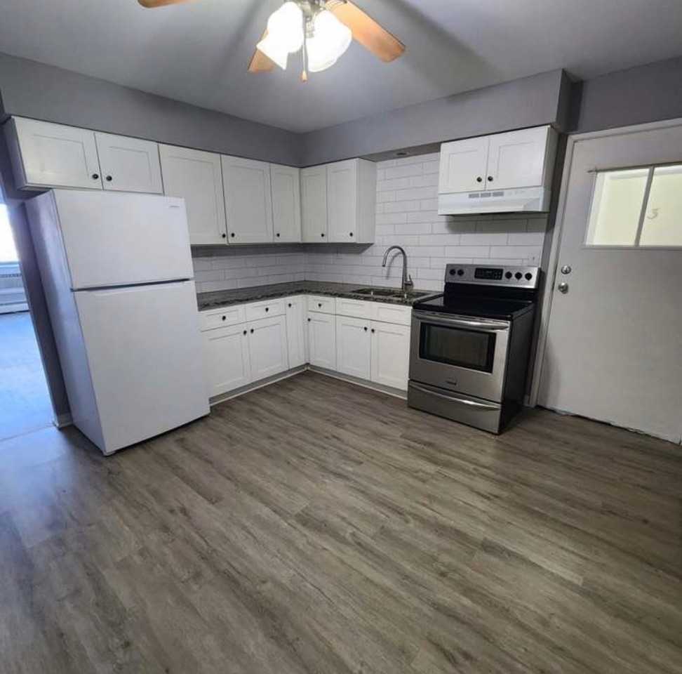 536 Schroeder Ave #2 - Photo 7 of 9