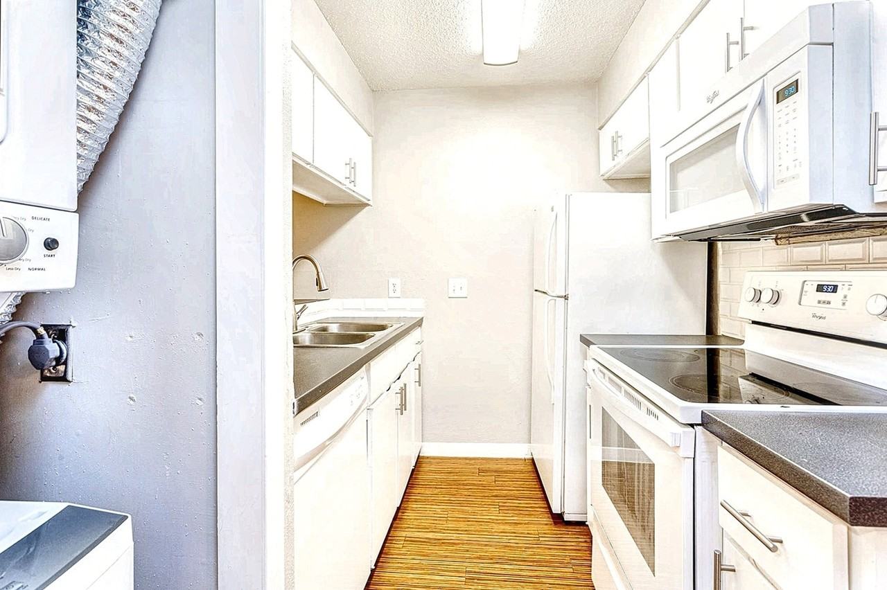 4007 Avenue C #104 - Photo 2 of 16