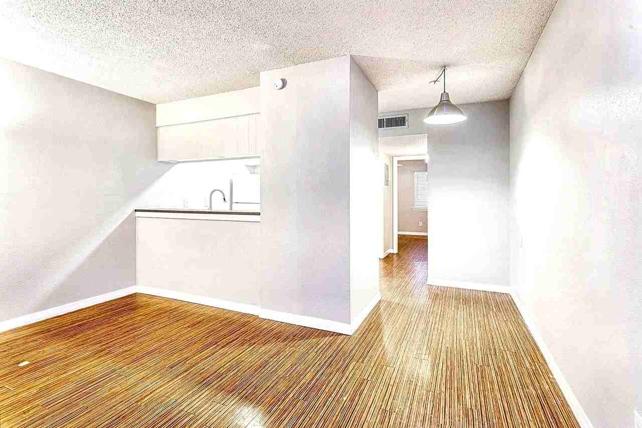 4007 Avenue C #104 - Photo 6 of 16
