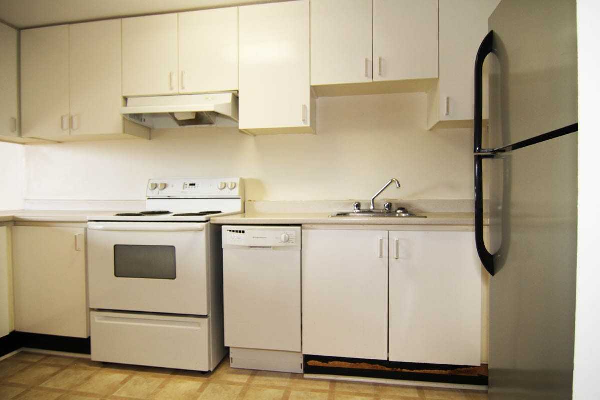 1380 Prince of Wales Drive #PH4 - Photo 2 of 9