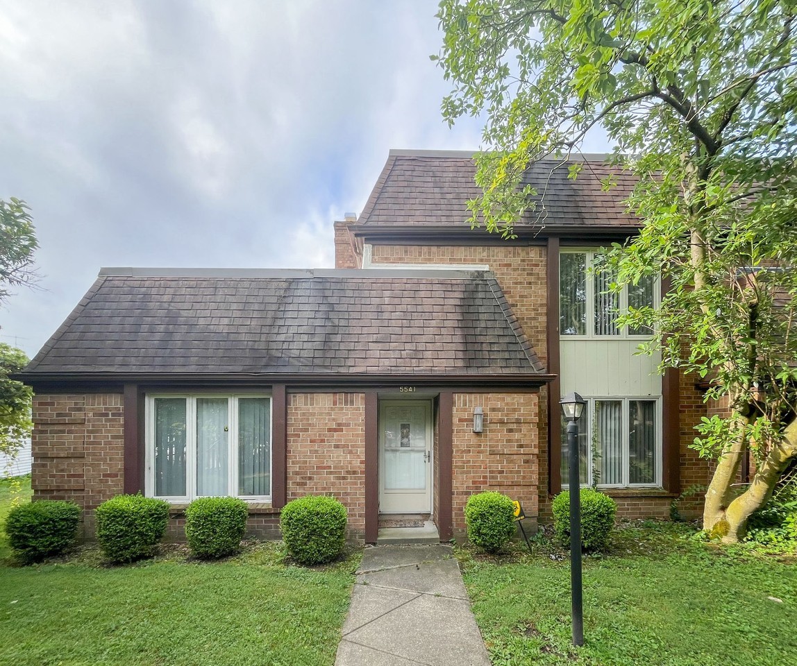 5541-5547 Christopher Ct - Photo 2 of 11