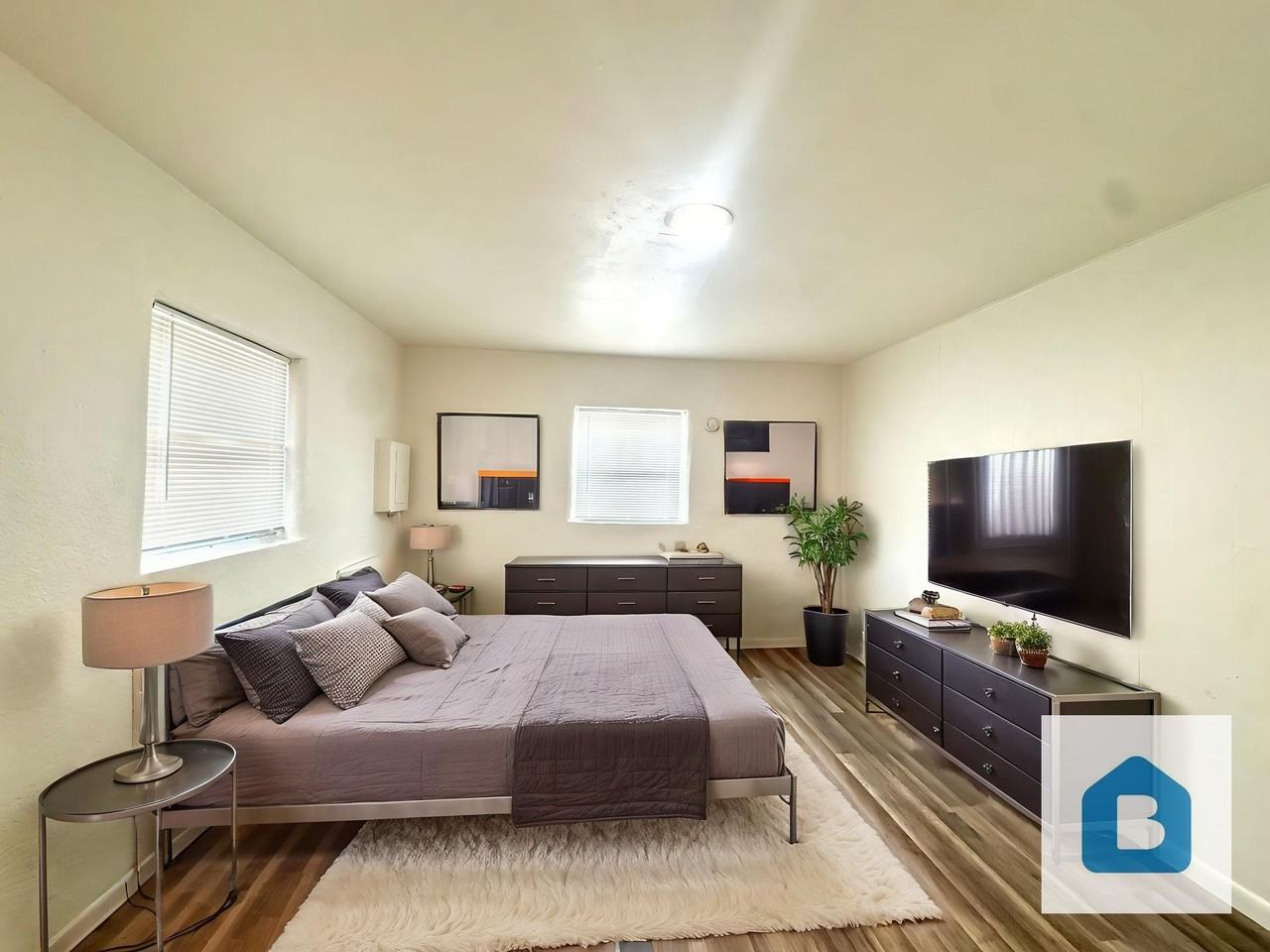Westside Bungalows - Photo 2 of 7