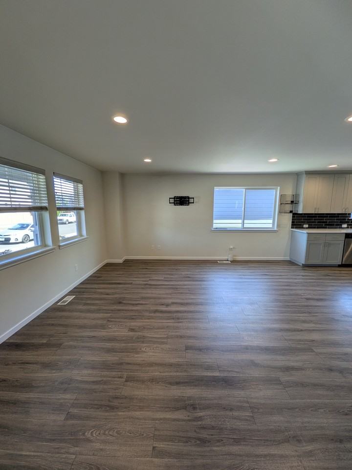 14373 100th Ave Se #NA - Photo 6 of 32
