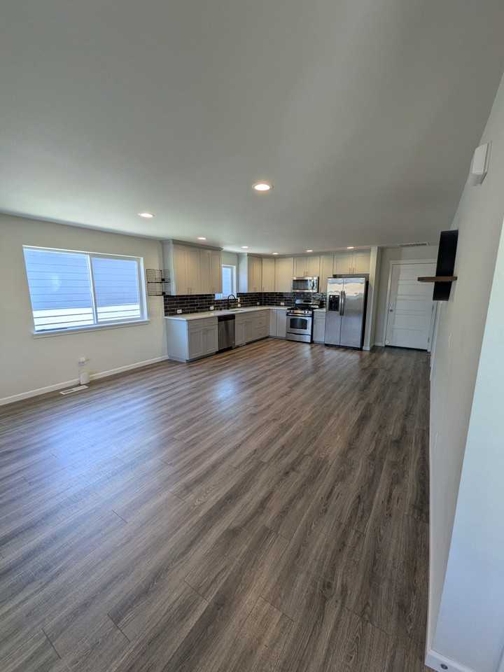 14373 100th Ave Se #NA - Photo 7 of 32