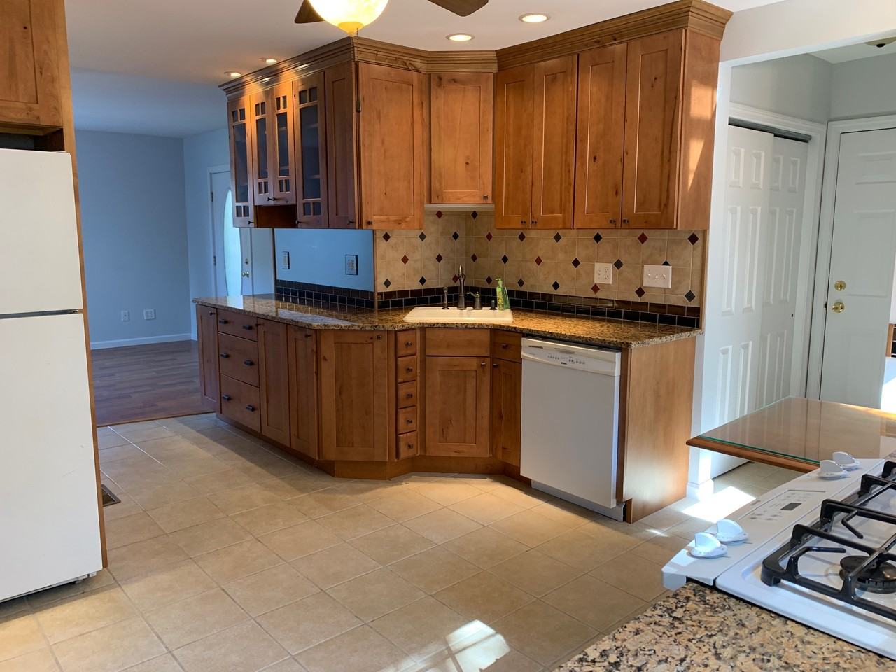 22 Central Ave - Photo 2 of 19
