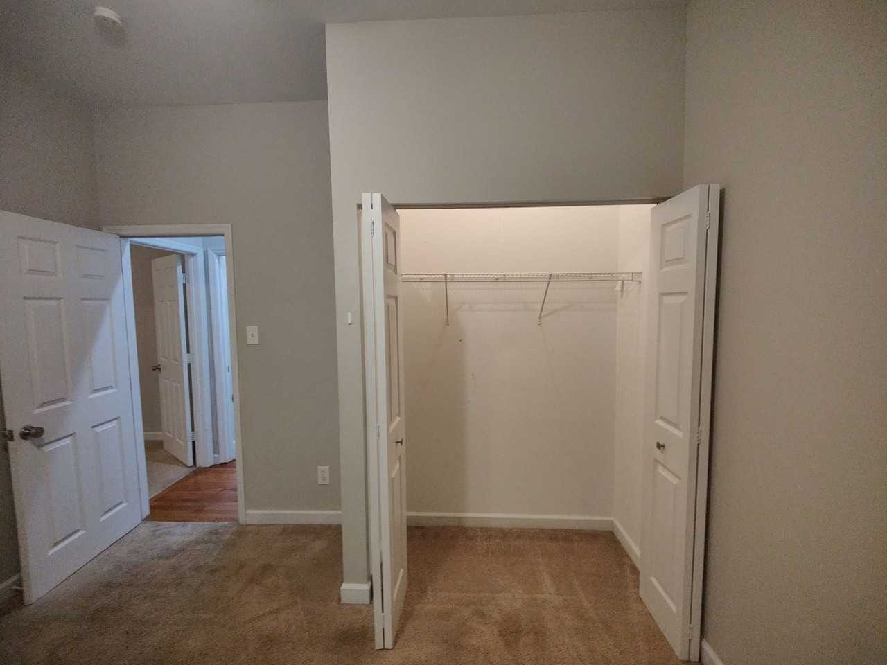 3867 Botanical Ave - Photo 5 of 10
