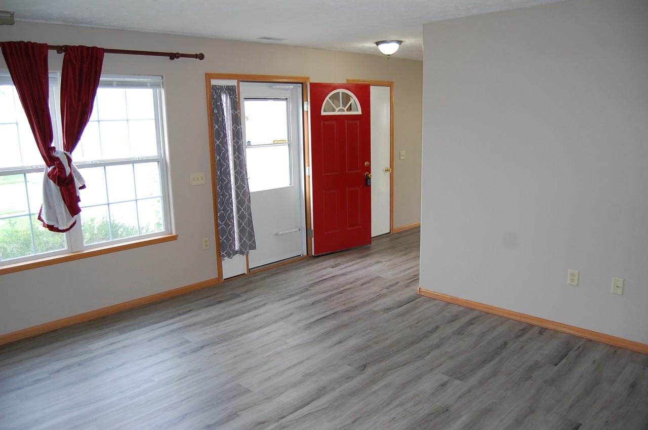 2419 Northwest 47th Street - Photo 4 of 24
