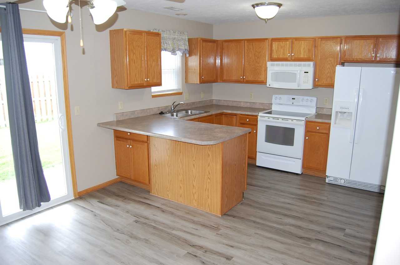 2419 Northwest 47th Street - Photo 6 of 24