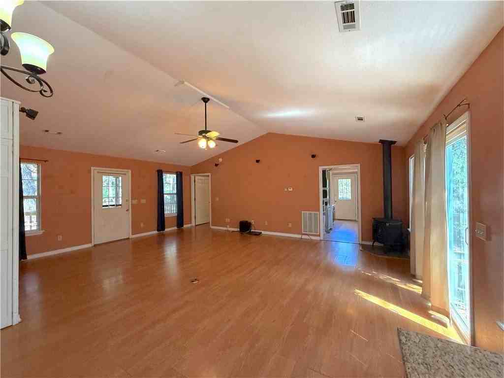 28 Hickory Ln - Photo 4 of 15