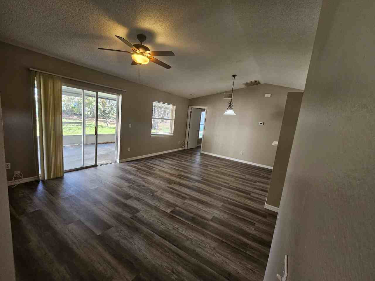 305 Miami Ln #1 - Photo 4 of 10