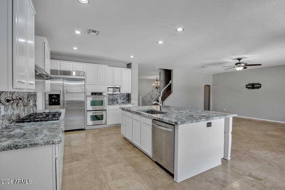 2717 E Teakwood Pl - Photo 6 of 45