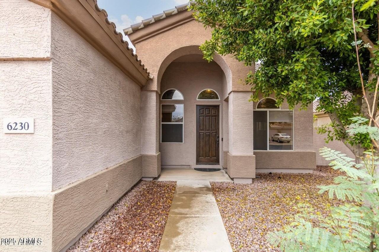 6230 W Irma Ln - Photo 2 of 21