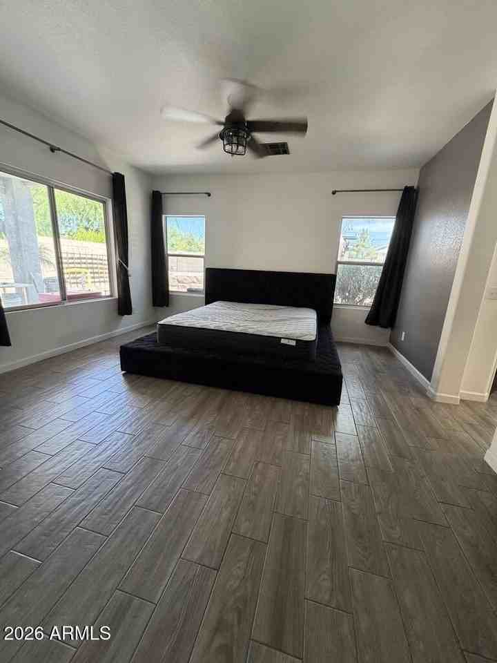 2527 N Silverado - Photo 7 of 20