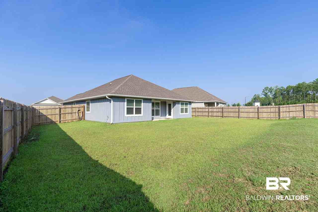 13437 Antler Hill Rd - Photo 2 of 22