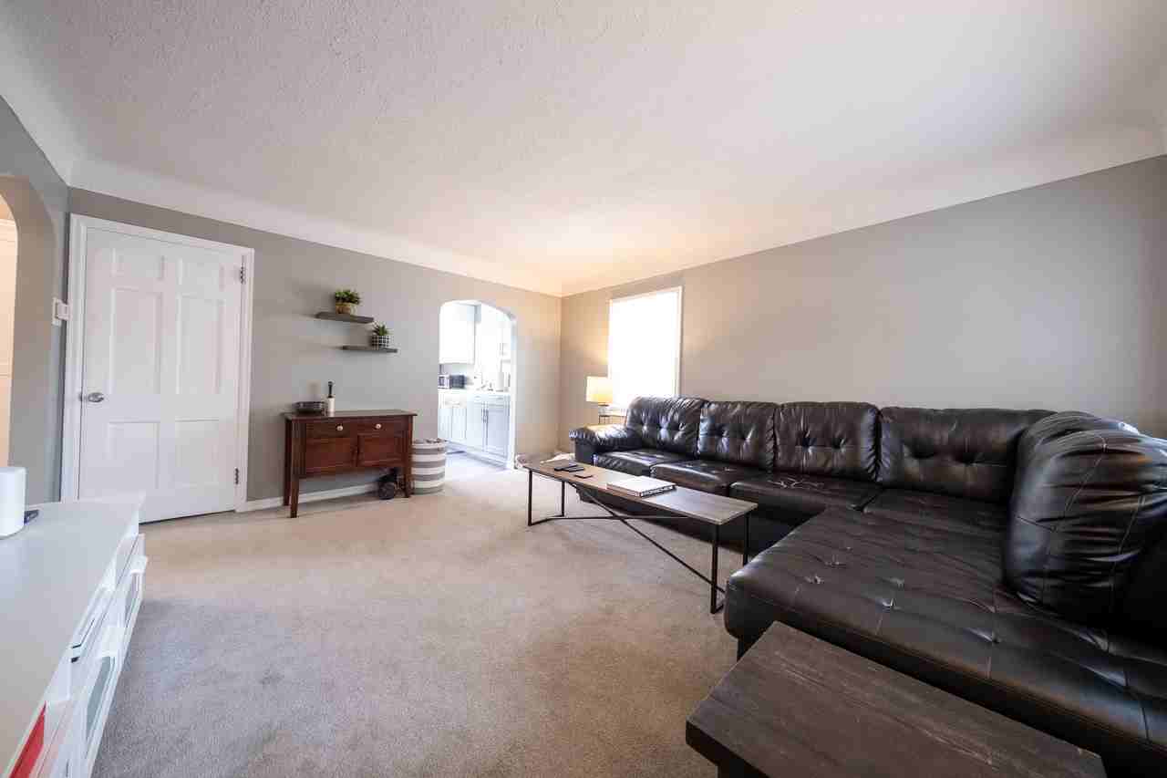 5006 6th St Ne #1 - Photo 2 of 24
